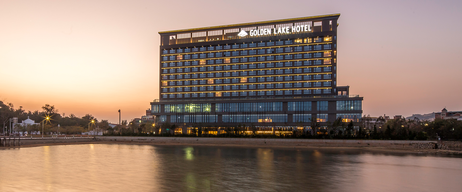 金門五星飯店金湖飯店機加酒3999元起